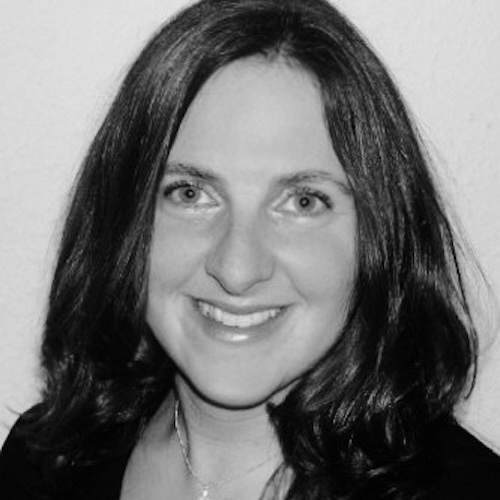 Bettina	Maurer - Headshot Photo