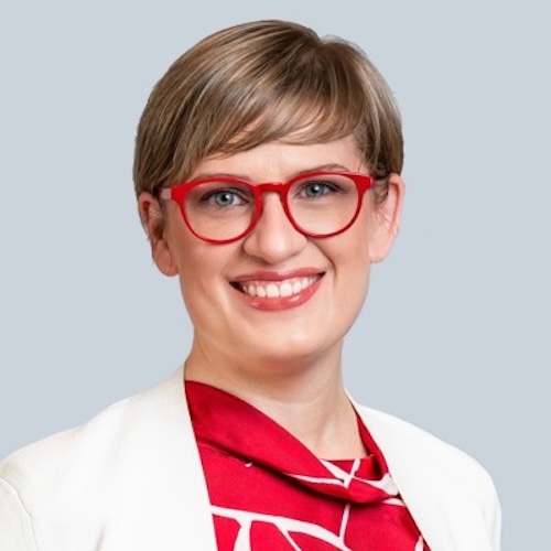 Jane Urban - Heahshot
