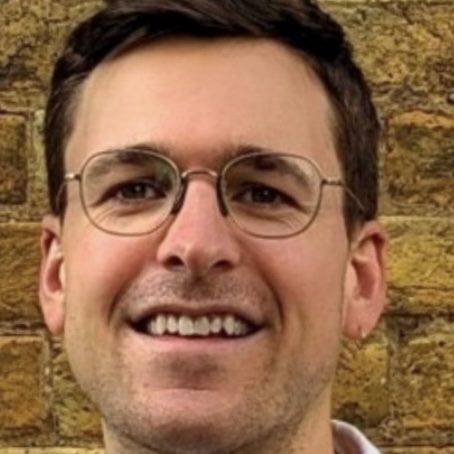 Meri Beckwith - Headshot Photo