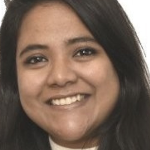 Saba Tahseen - Headshot Photo